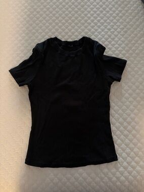 Skims black shirt small